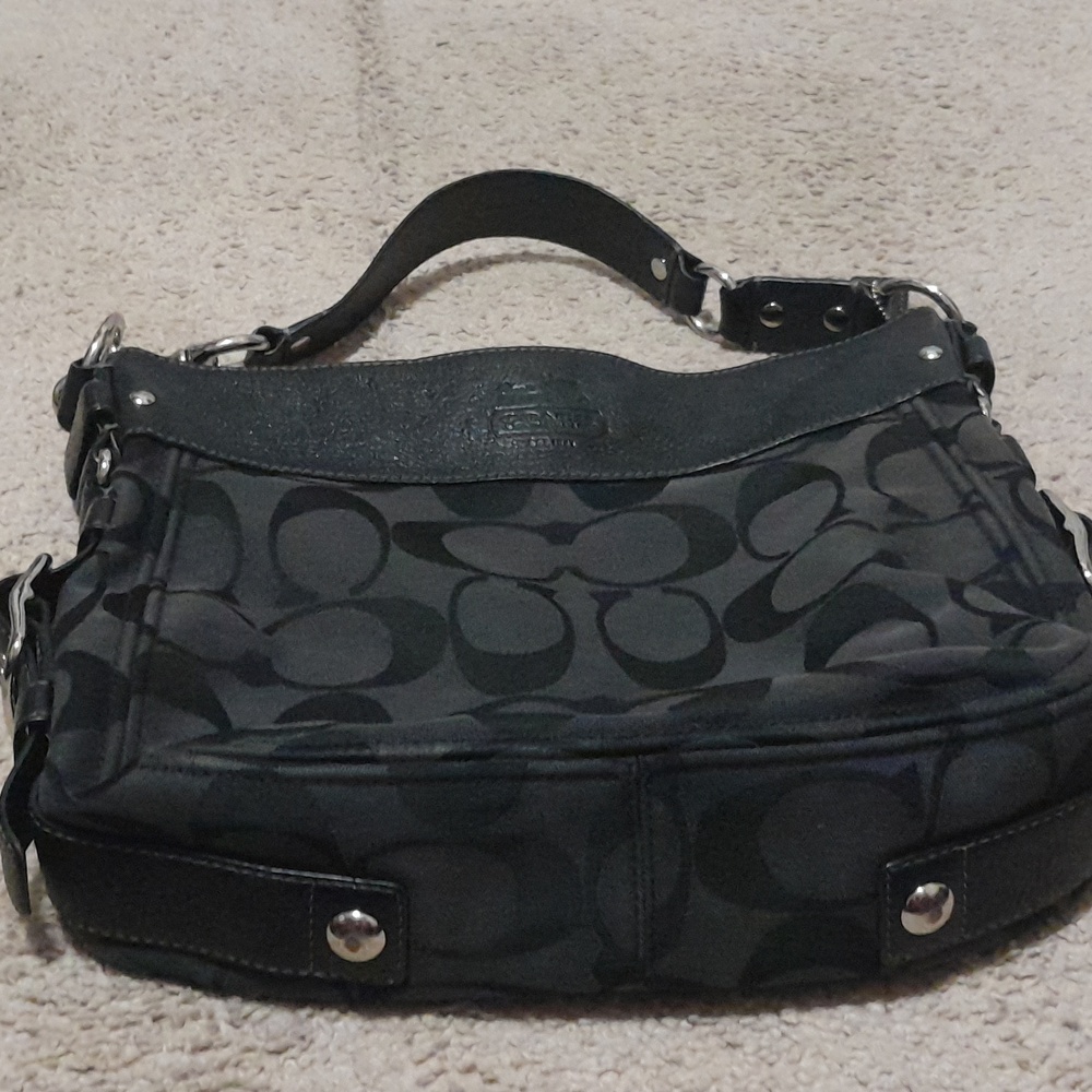 Authentic Coach Handbag w duster bag